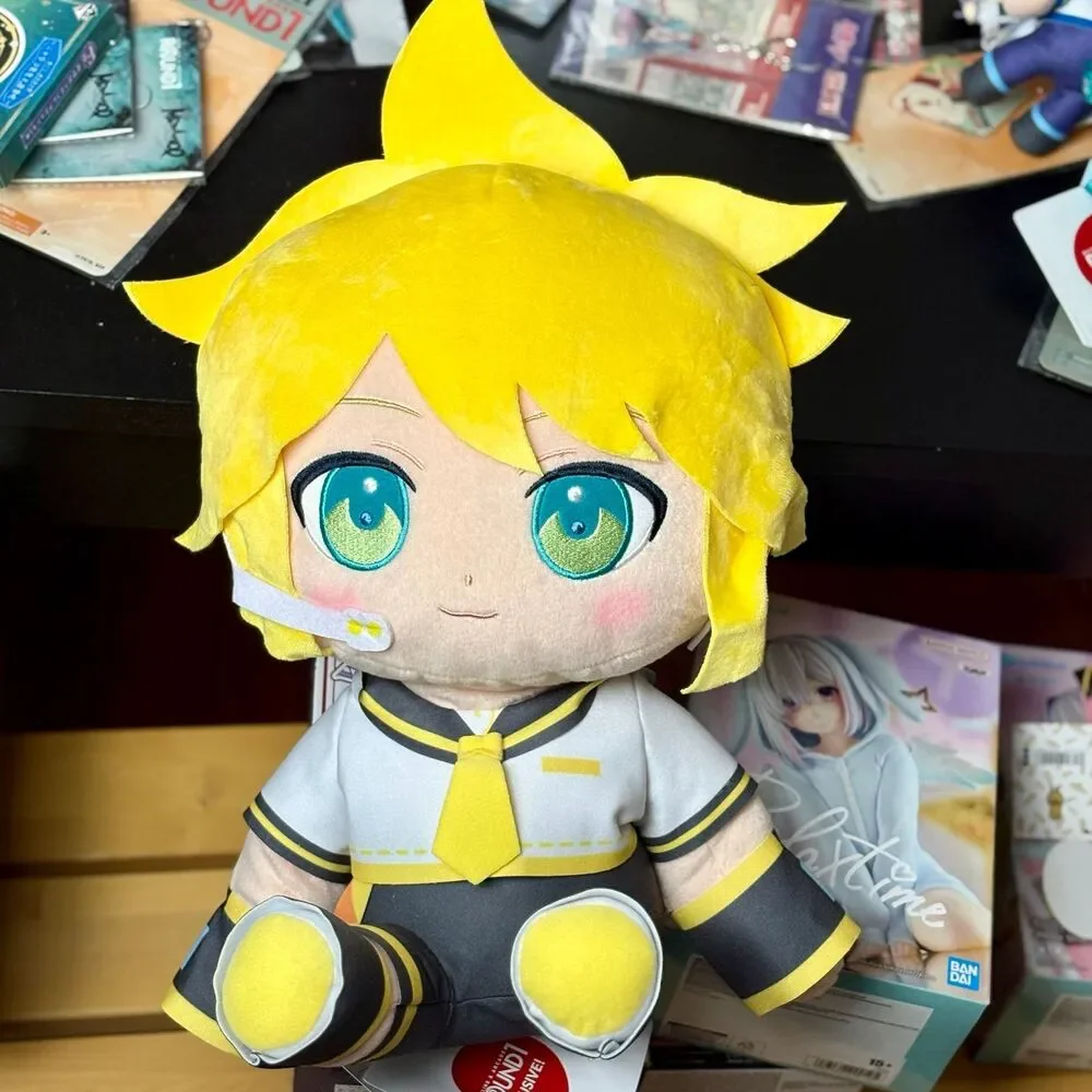 NWT BIG SEGA Vocaloid Hastune Miku Collection Len, Round1 2026 Exclusive, 14” - Picture 1 of 5